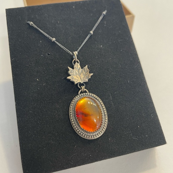 Sterling Silver & Amber Statement Pendant - Picture 3 of 3
